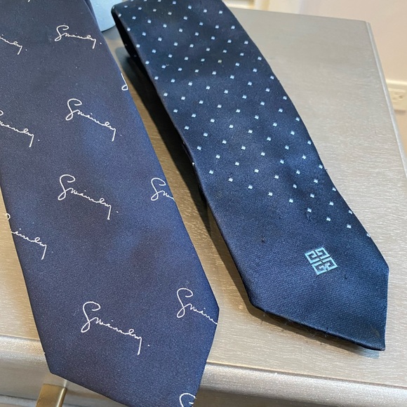 Vintage Givenchy Navy Blue Tie Lot - Picture 2 of 8
